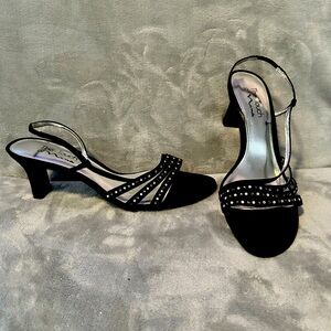 Black Dressy Strappy Sandals Size 10
